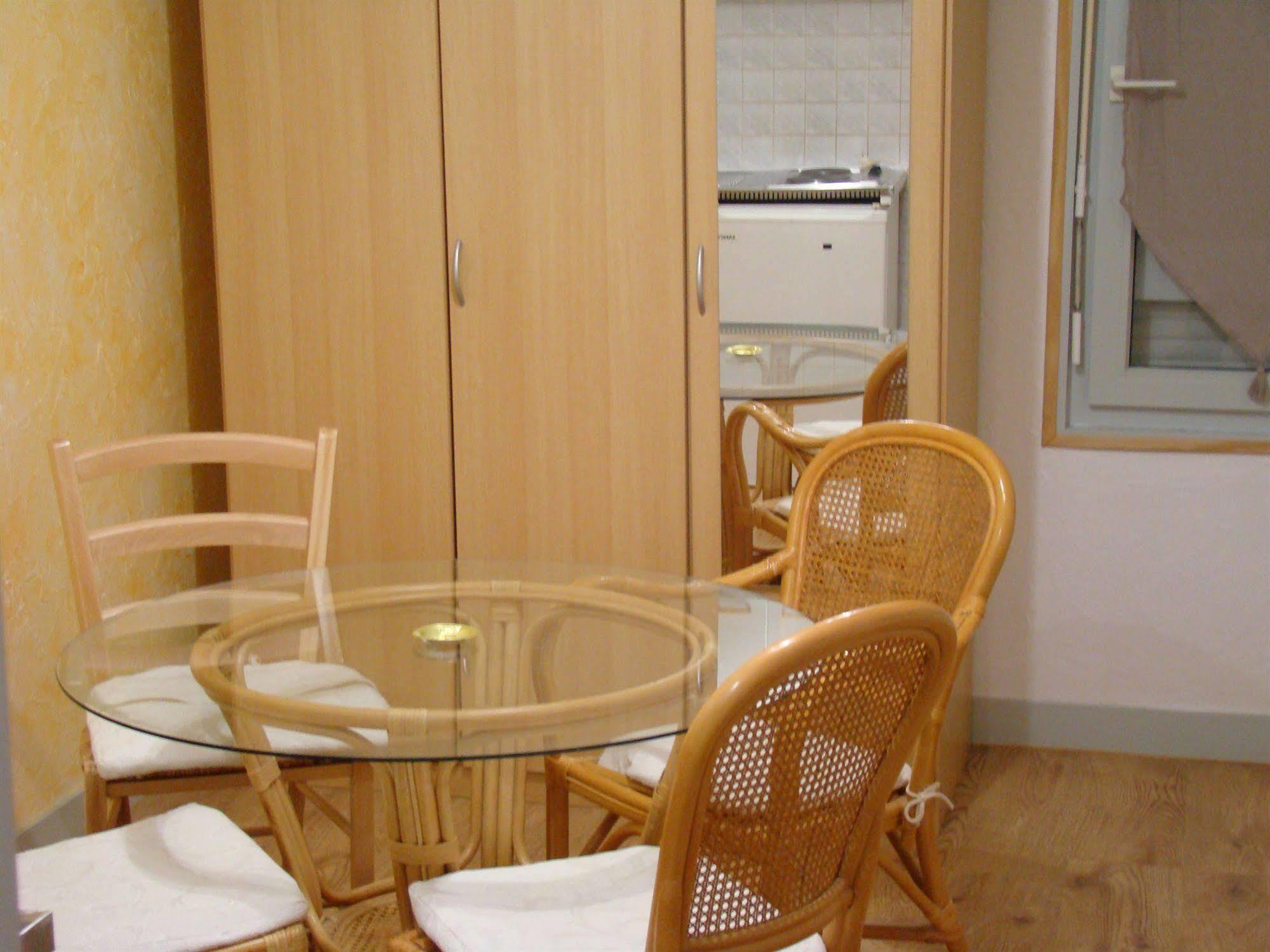 Fasthotel Chambéry Dış mekan fotoğraf