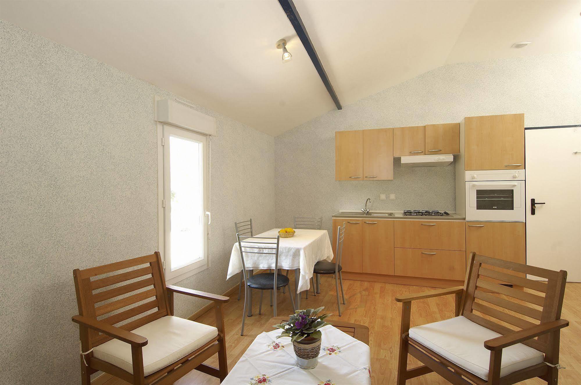 Fasthotel Chambéry Dış mekan fotoğraf